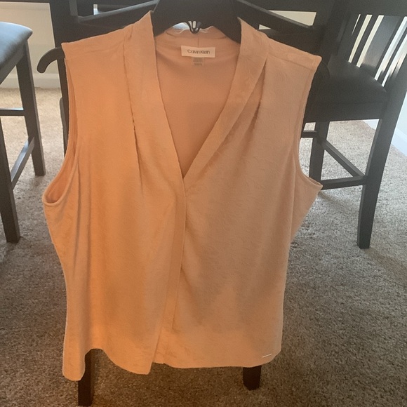 Calvin Klein rose colored top - Picture 3 of 8